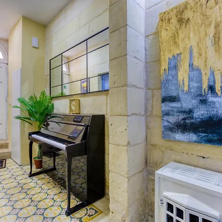 Dc Lux In Charming Bormla By 360 Estates *