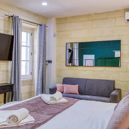 Dc Lux In Charming Bormla By 360 Estates *