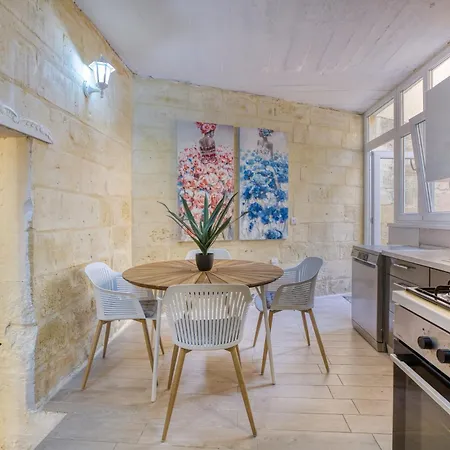 Appartement Dc Lux In Charming Bormla By 360 Estates Cospicua